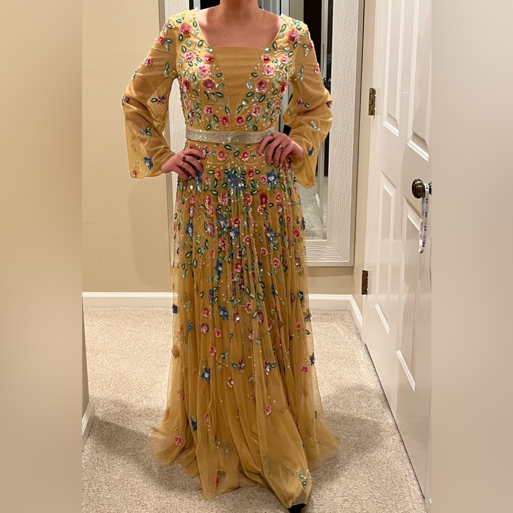 NWT from Turkey. Gold Evening Gown - Picture 4 of 9